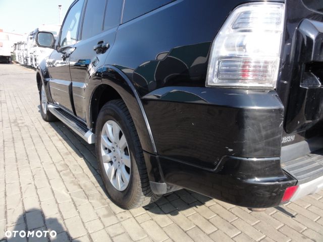 Mitsubishi Pajero 3.2 DID Instyle - 15