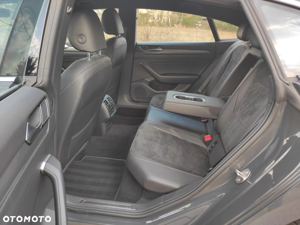 Volkswagen Arteon 2.0 TSI DSG R-Line Edition - 16