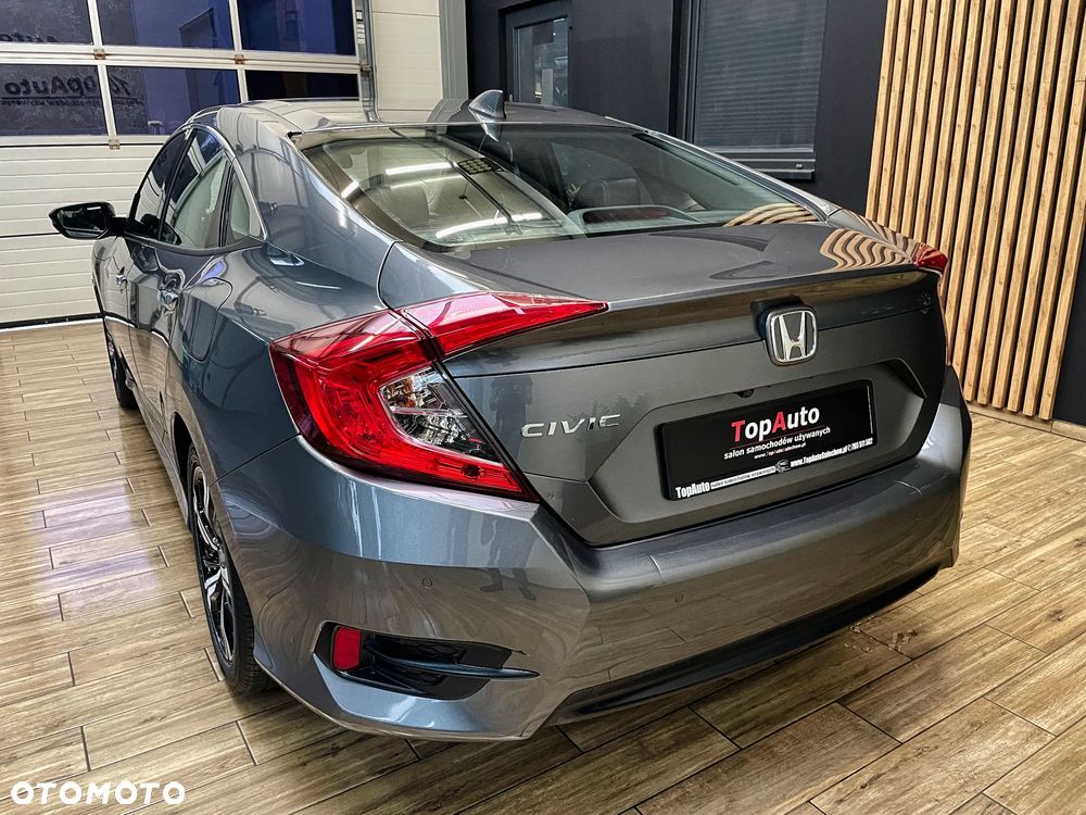 Honda Civic 1.5 T Elegance - 9
