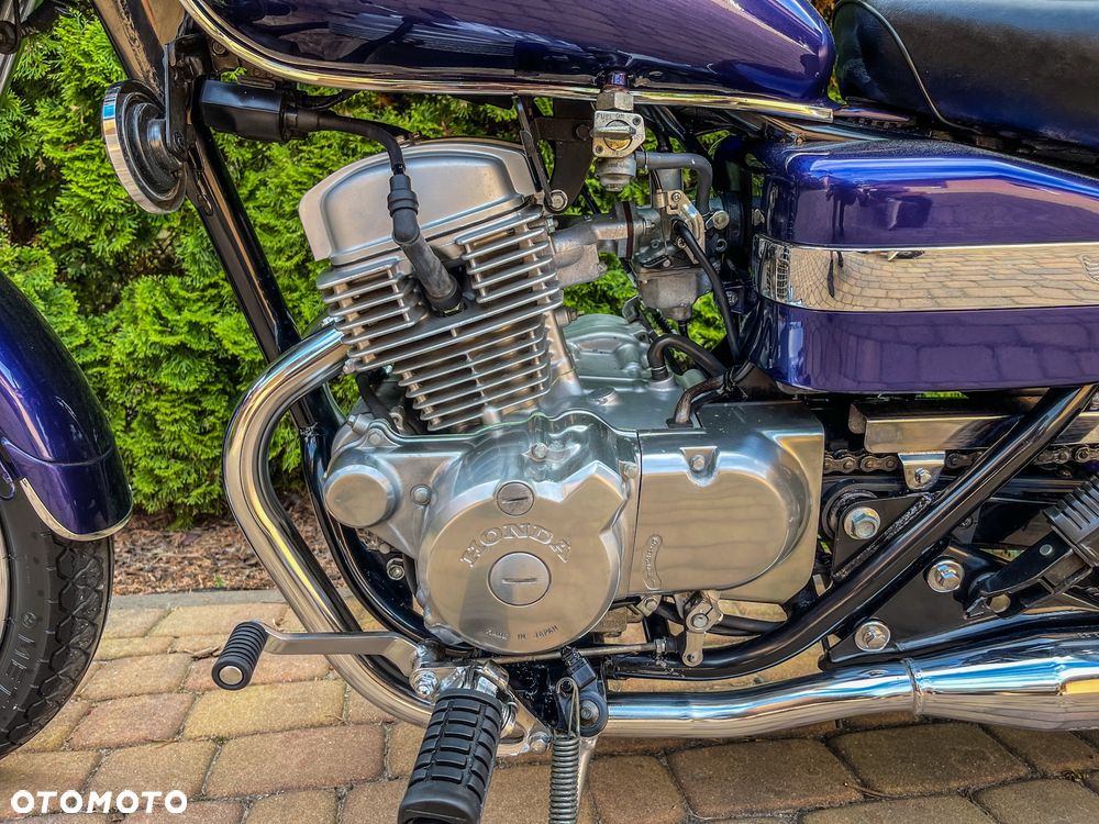 Honda CA - 17
