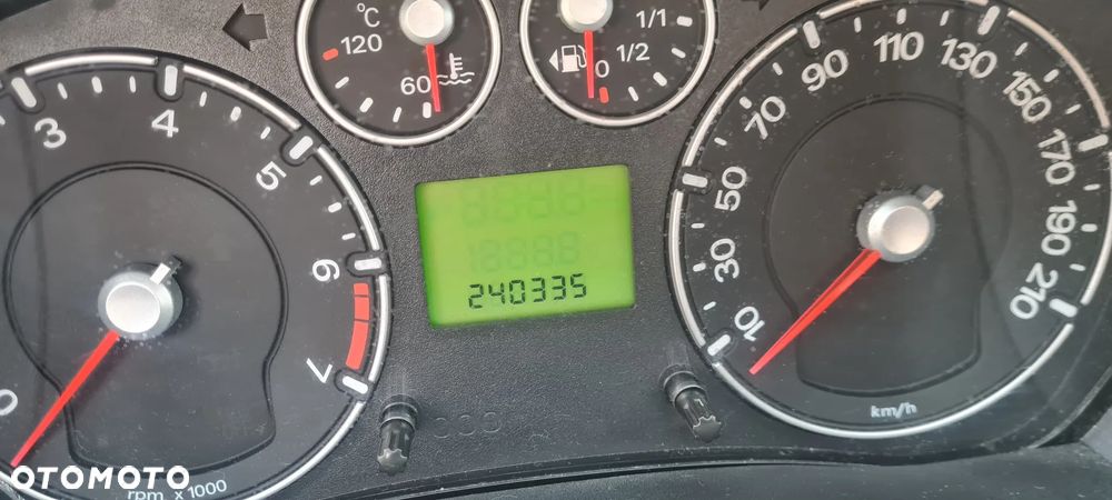 Ford Fusion - 7