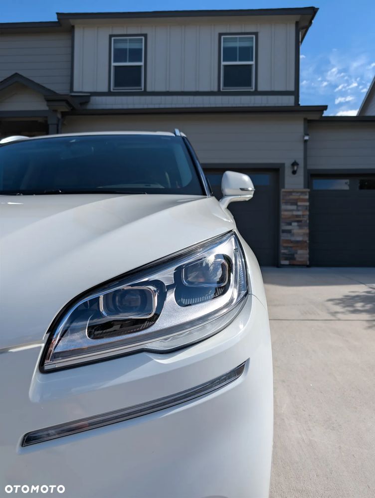 Lincoln Aviator - 7