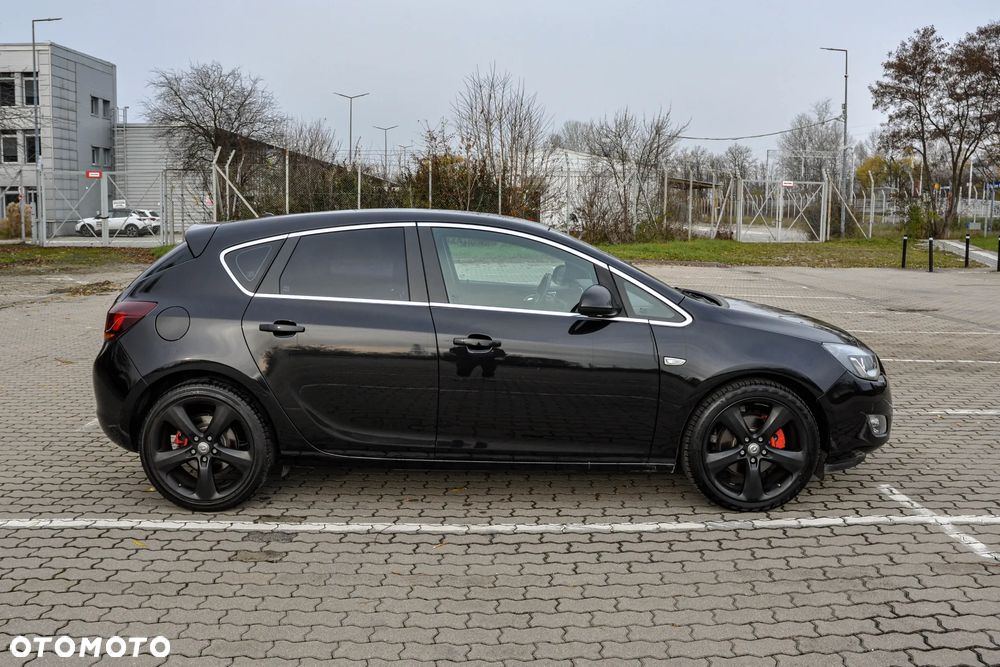 Opel Astra 1.6 Turbo Edition - 5