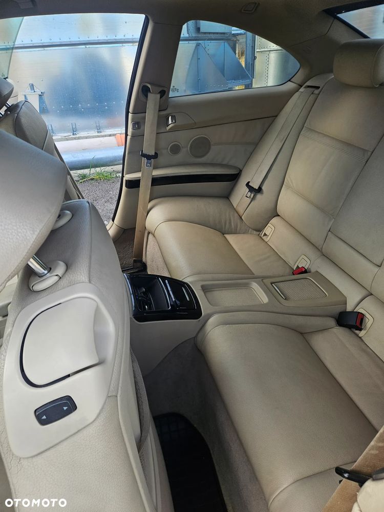 BMW Seria 3 - 12