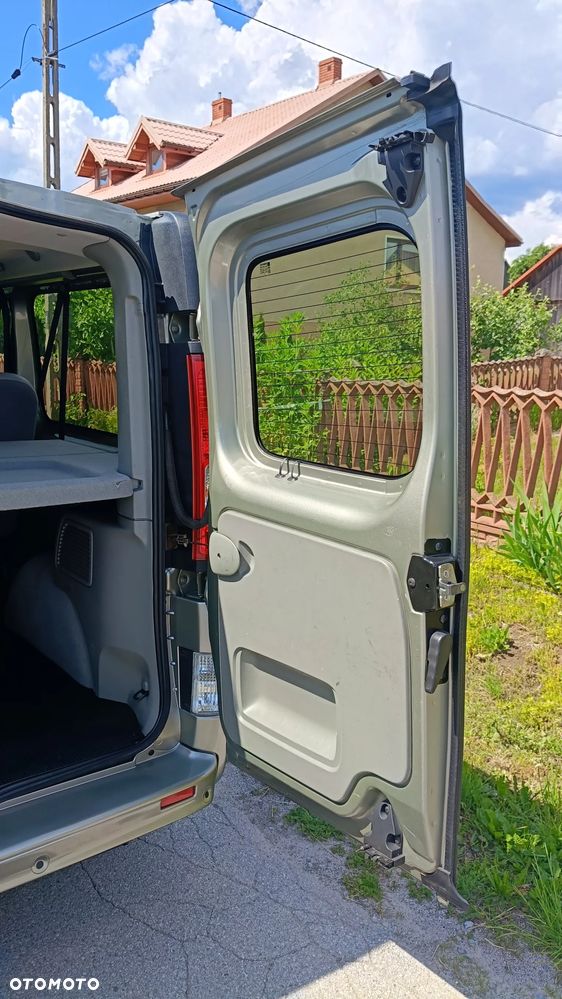 Opel Vivaro L2H1 2.9t - 33