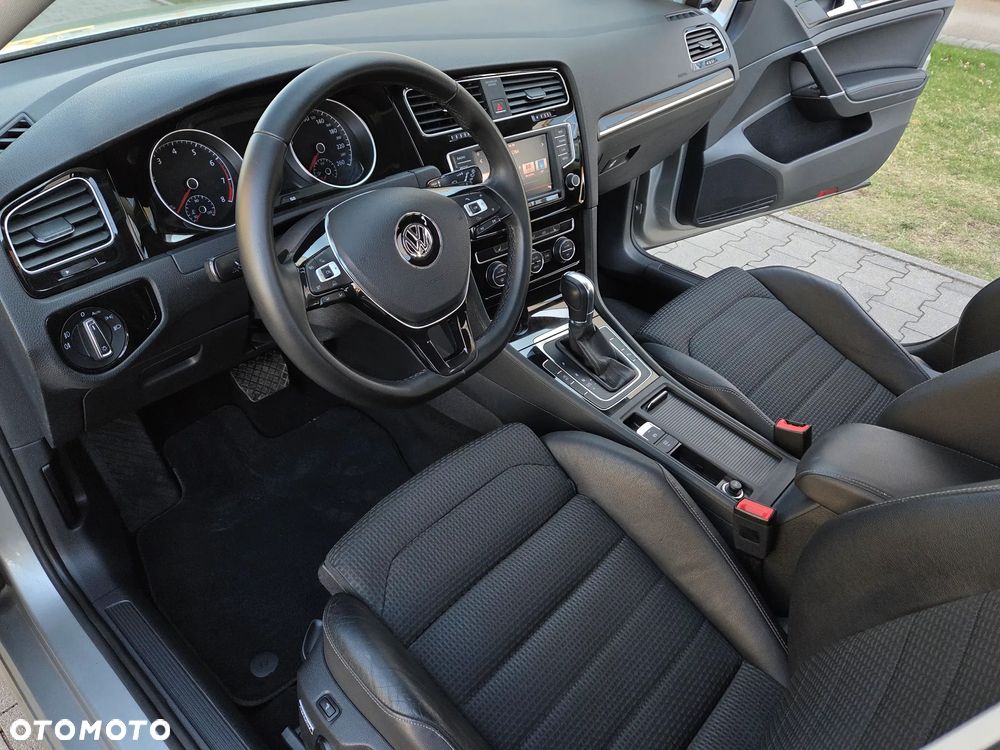 Volkswagen Golf 1.4 TSI ACT BlueMotion Technology DSG Highline - 28