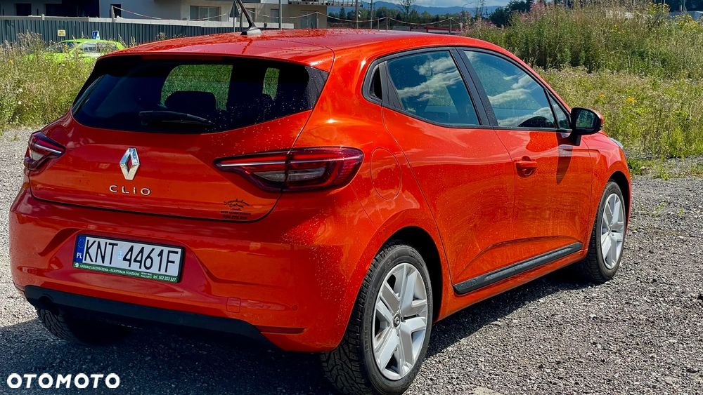 Renault Clio - 9