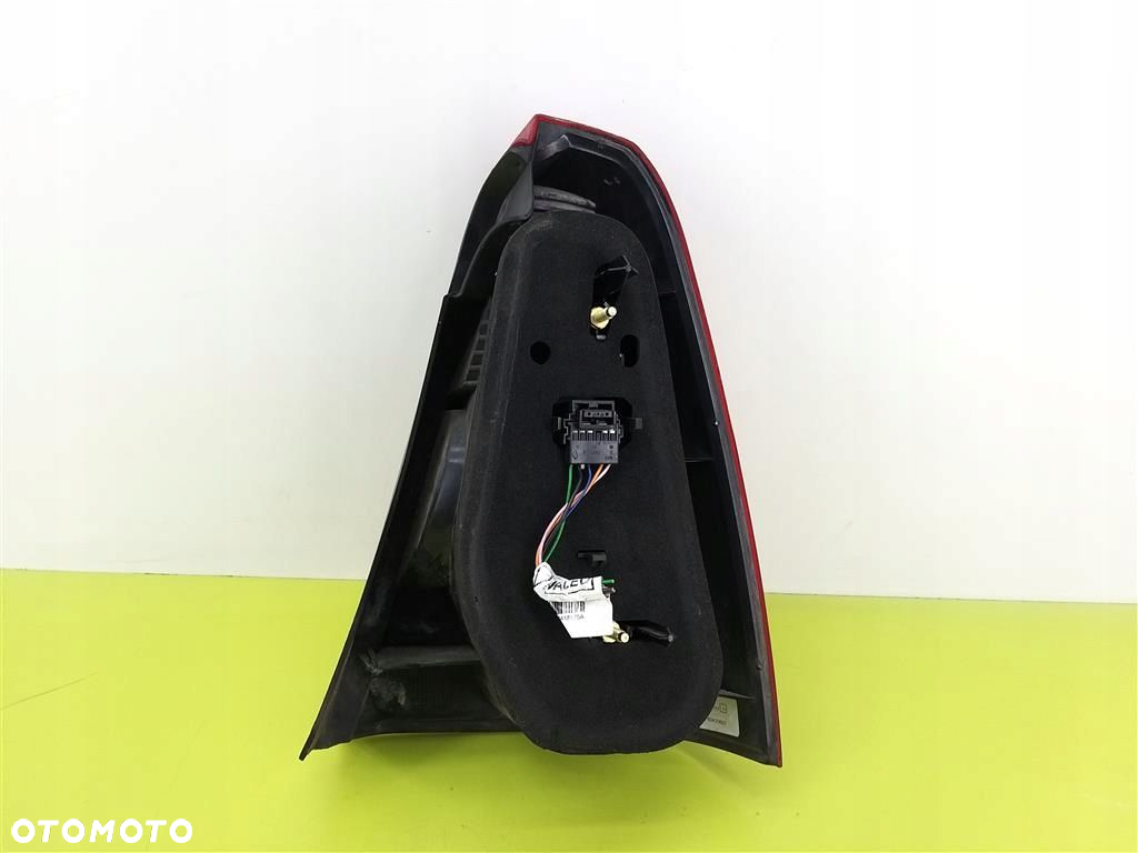 Lampa lewa tylna tył Dacia Logan I SEDAN 2004-2012 PRZEDLIFT 8200211020 - 3