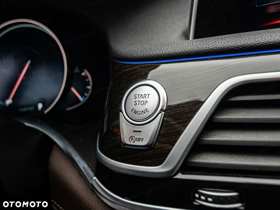 BMW Seria 7 740d xDrive - 21
