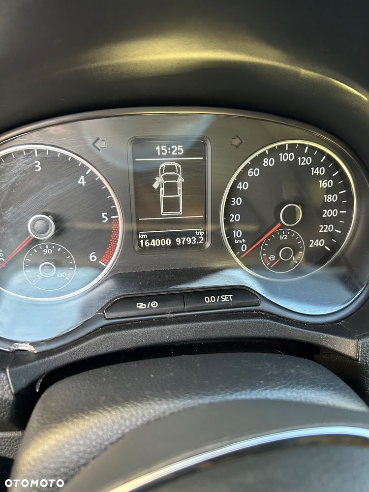 Volkswagen Amarok 2.0 BiTDI Autm Highline - 9