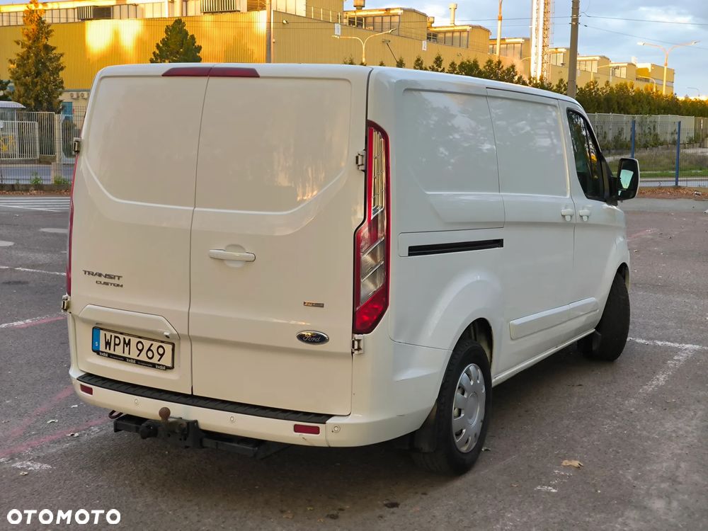 Ford TRANSIT CUSTOM - 7