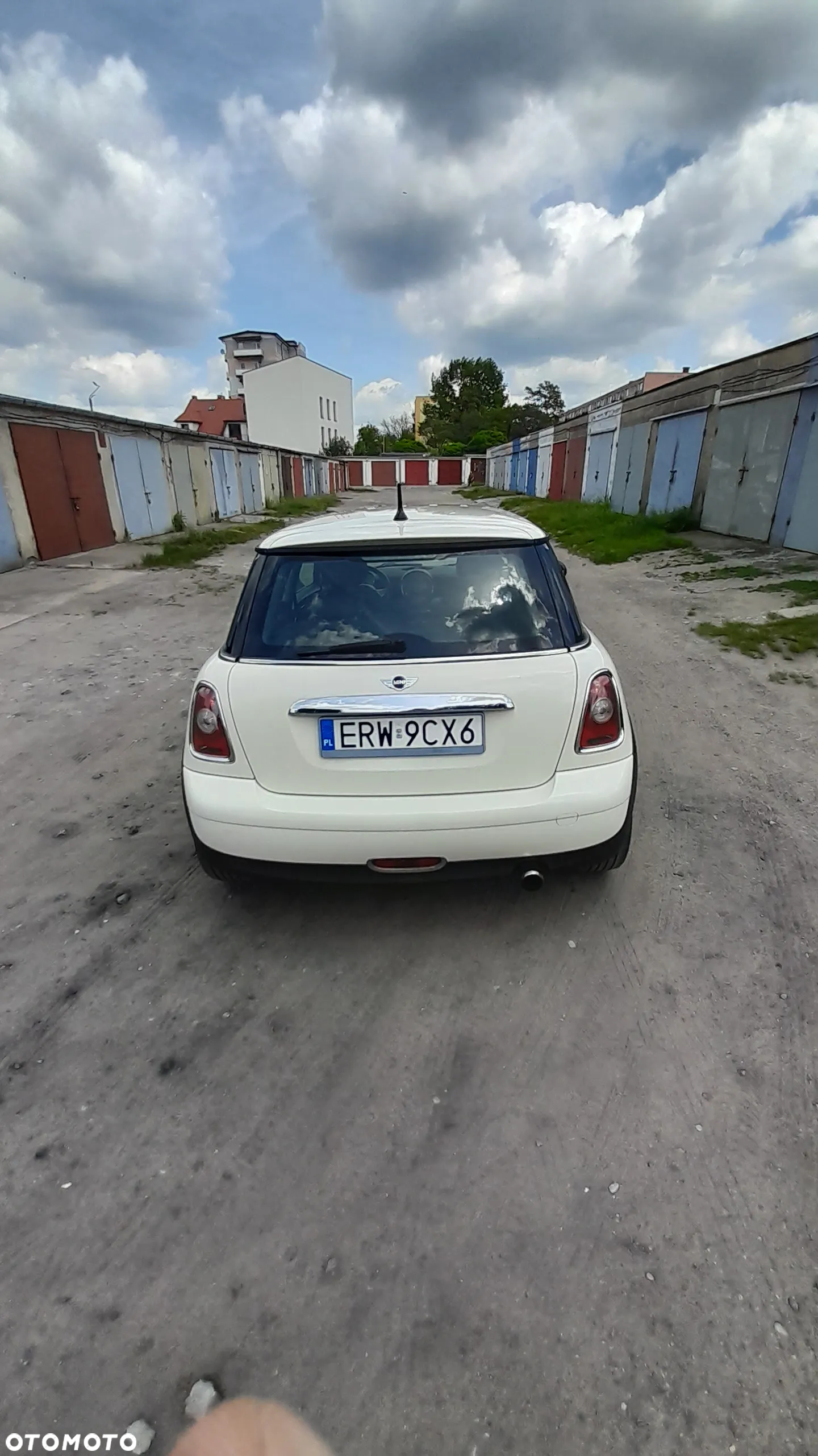 MINI ONE Standard - 6