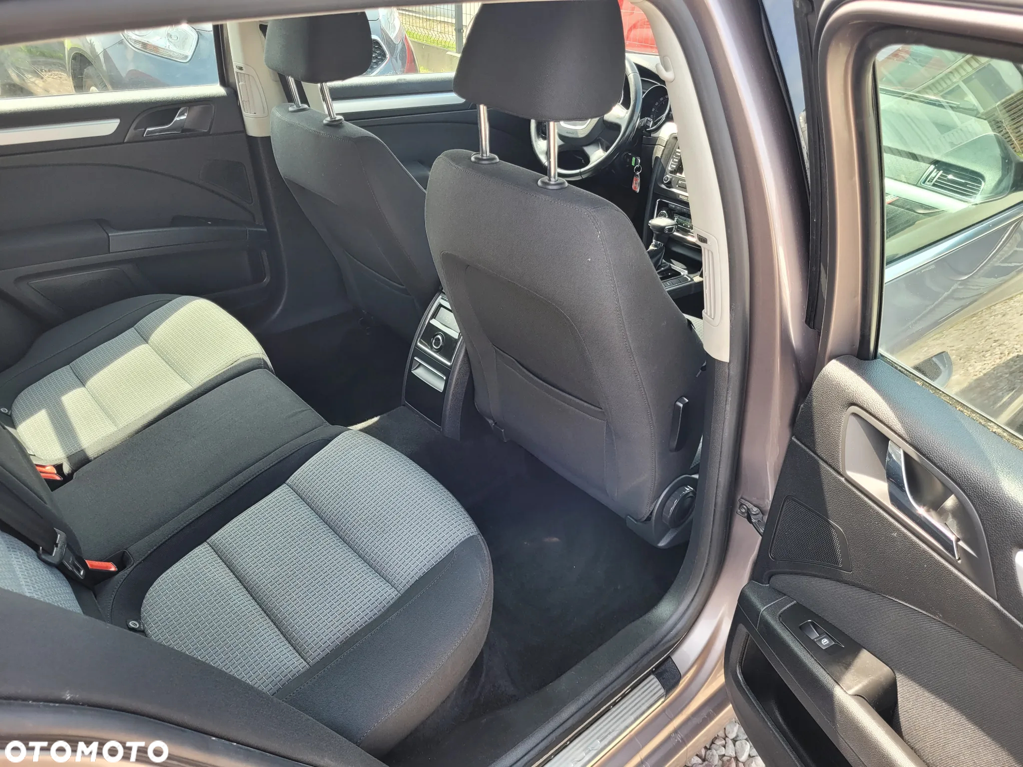 Skoda Superb 2.0 TDI Comfort DSG - 16