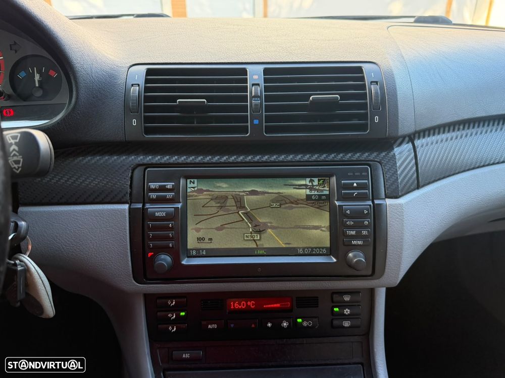 BMW 320 d Navigator - 21