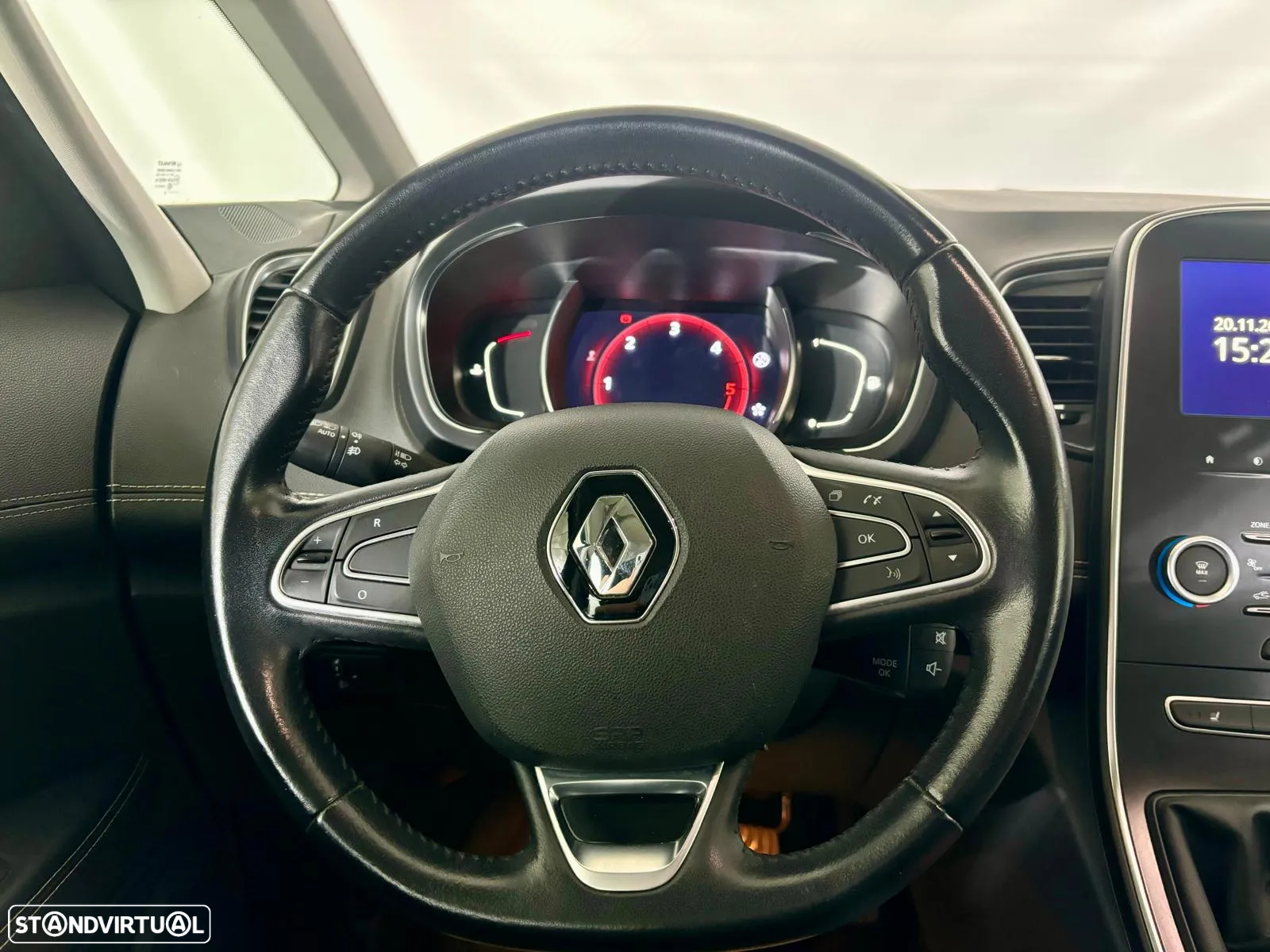 Renault Grand Scénic 1.6 dCi Bose Edition SS - 18