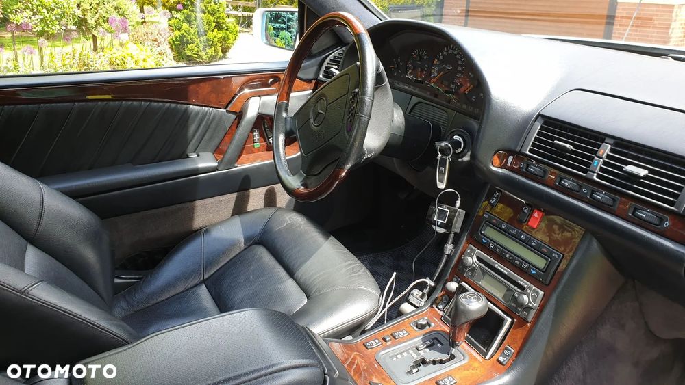 Mercedes-Benz CL - 16