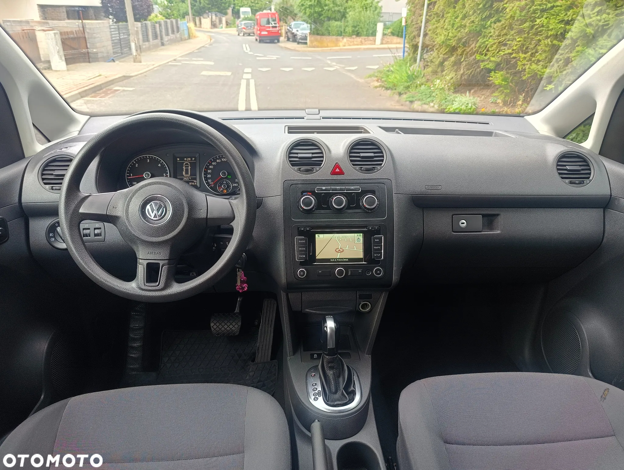 Volkswagen Caddy 2.0 TDI Comfortline DSG - 12