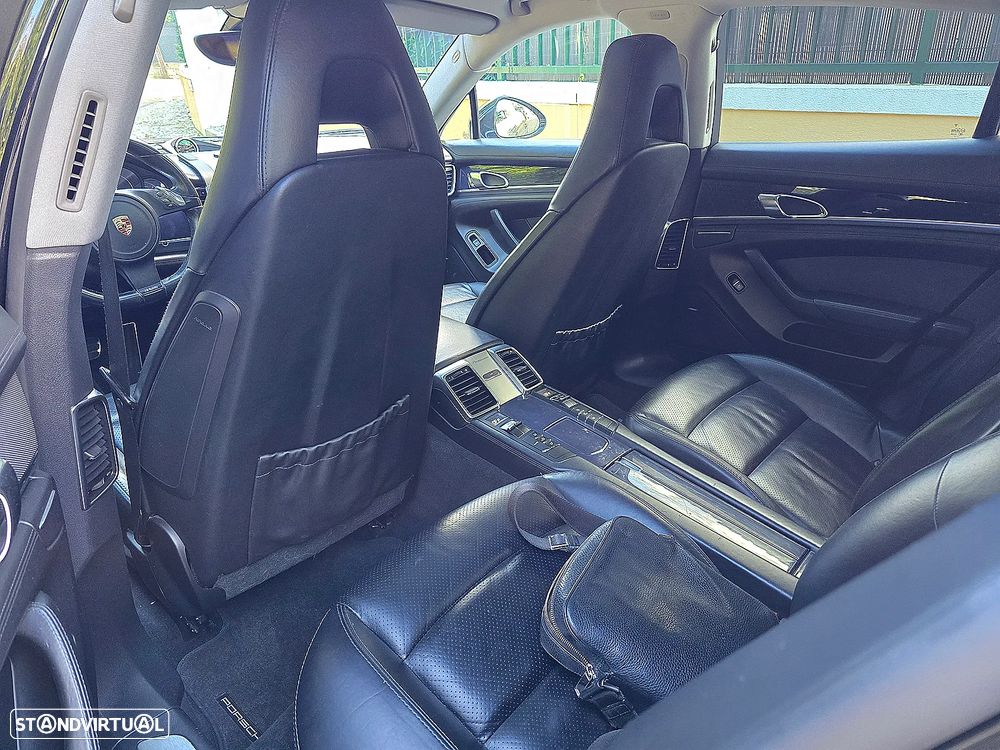 Porsche Panamera S Hybrid J19 - 8