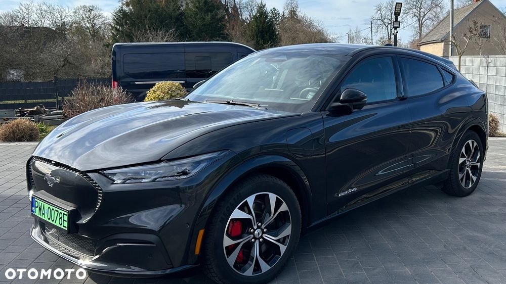 Ford Mustang Mach-E AWD PREMIUM - 3