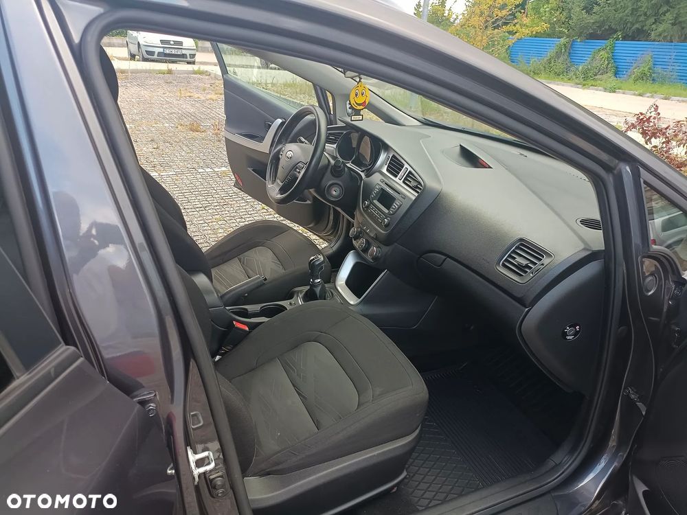 Kia Ceed 1.6 CRDi M - 6