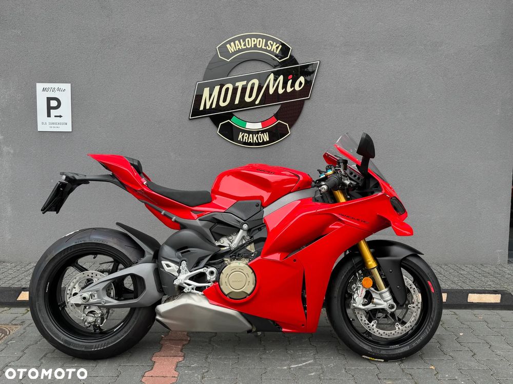 Ducati Panigale V4S - 2
