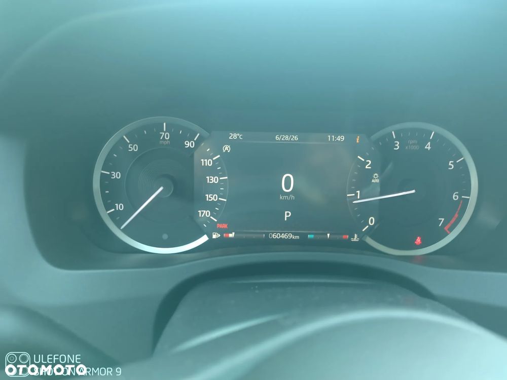 Jaguar XE P250 S - 11