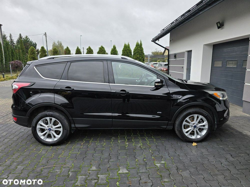 Ford Kuga - 4