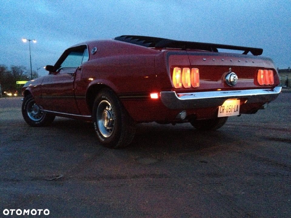 Ford Mustang - 9