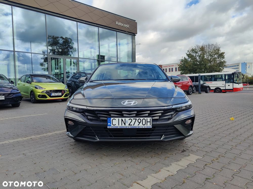 Hyundai Elantra 1.6 Smart - 2