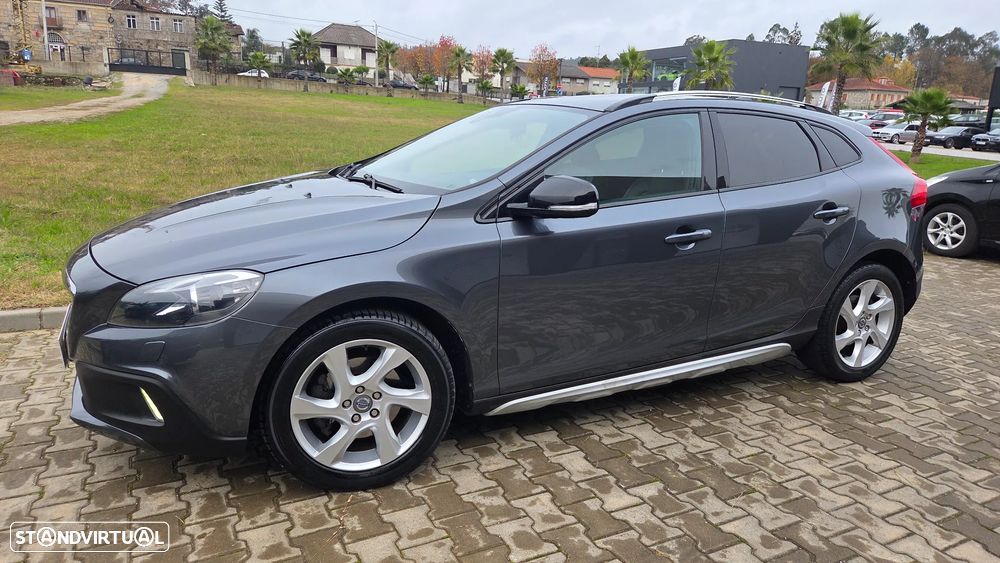 Volvo V40 Cross Country 1.6 D2 Momentum - 3