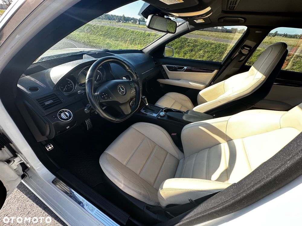 Mercedes-Benz Klasa C 63 AMG - 6