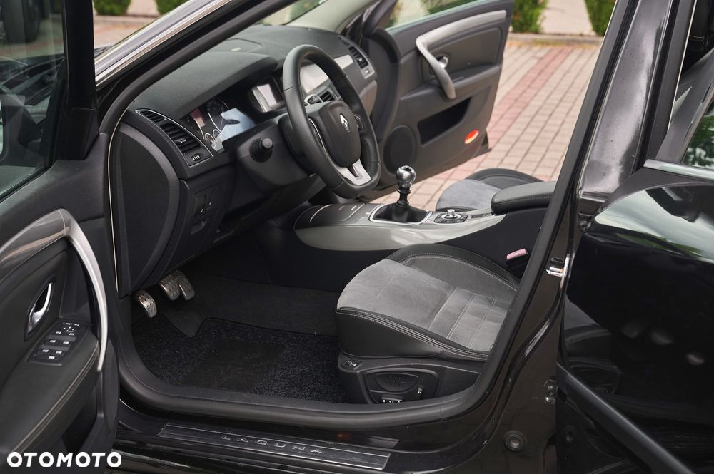 Renault Laguna 2.0 dCi GT - 25