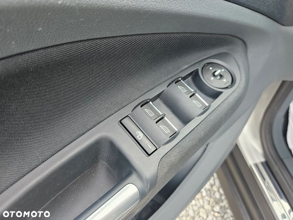 Ford Grand C-MAX 1.6 TDCi Trend - 17