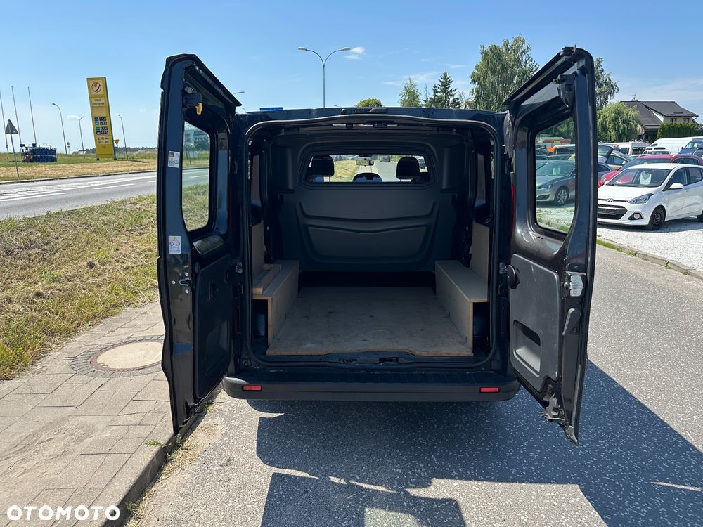 Opel Vivaro - 17
