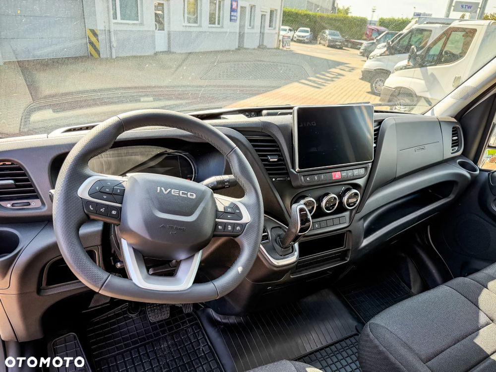 Iveco Daily 35S18HA8 V 3.0 Diesel 180 KM AT8 ZF L4H3 - 29