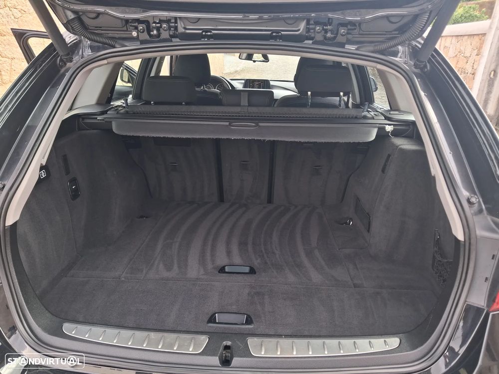 BMW 320 d EfficientDynamics Line Sport - 21