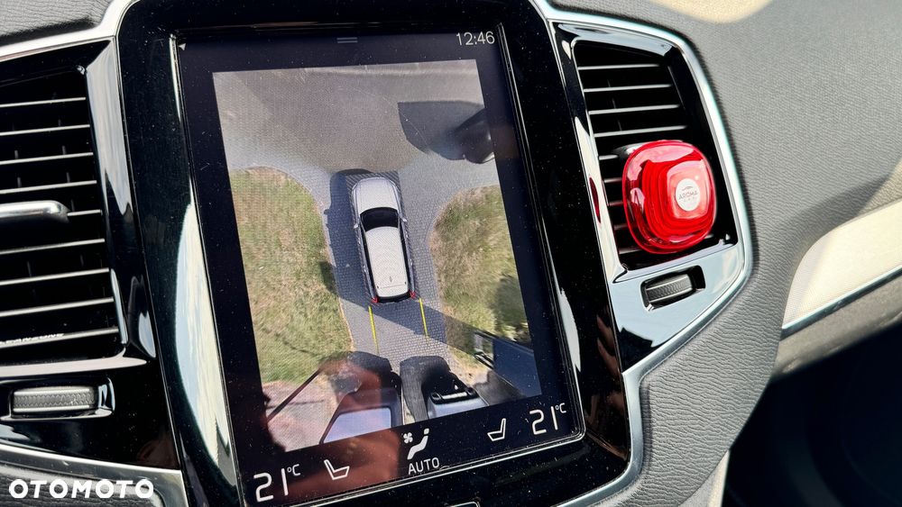 Volvo XC 90 T8 AWD Plug-In Hybrid R-Design 7os - 22