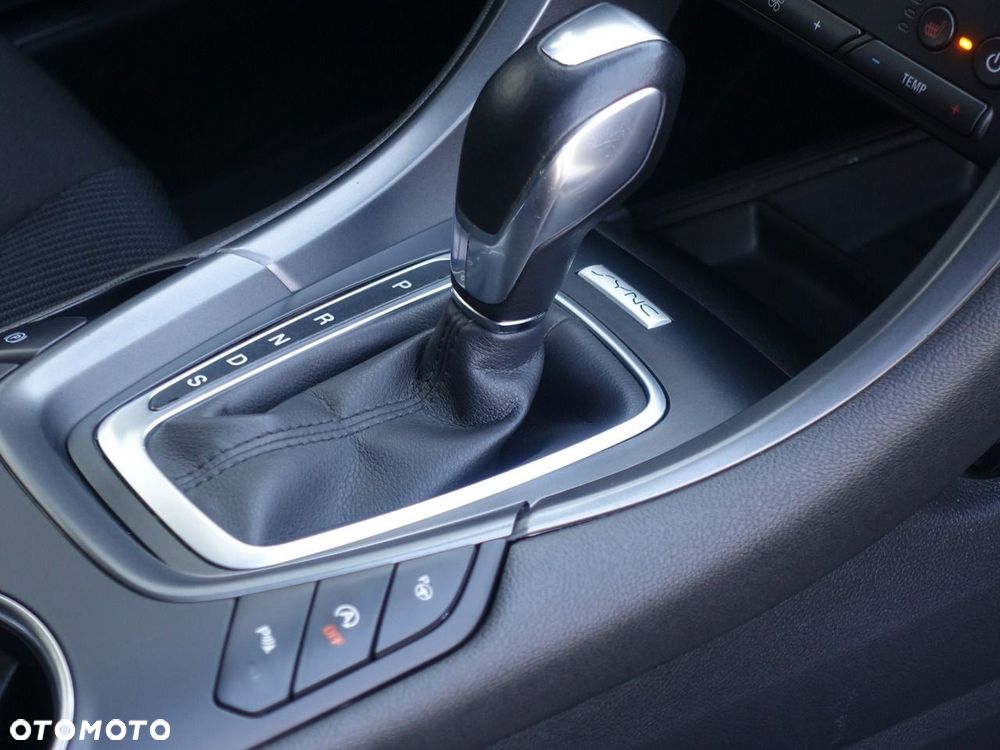 Ford Mondeo 2.0 EcoBlue Titanium - 27