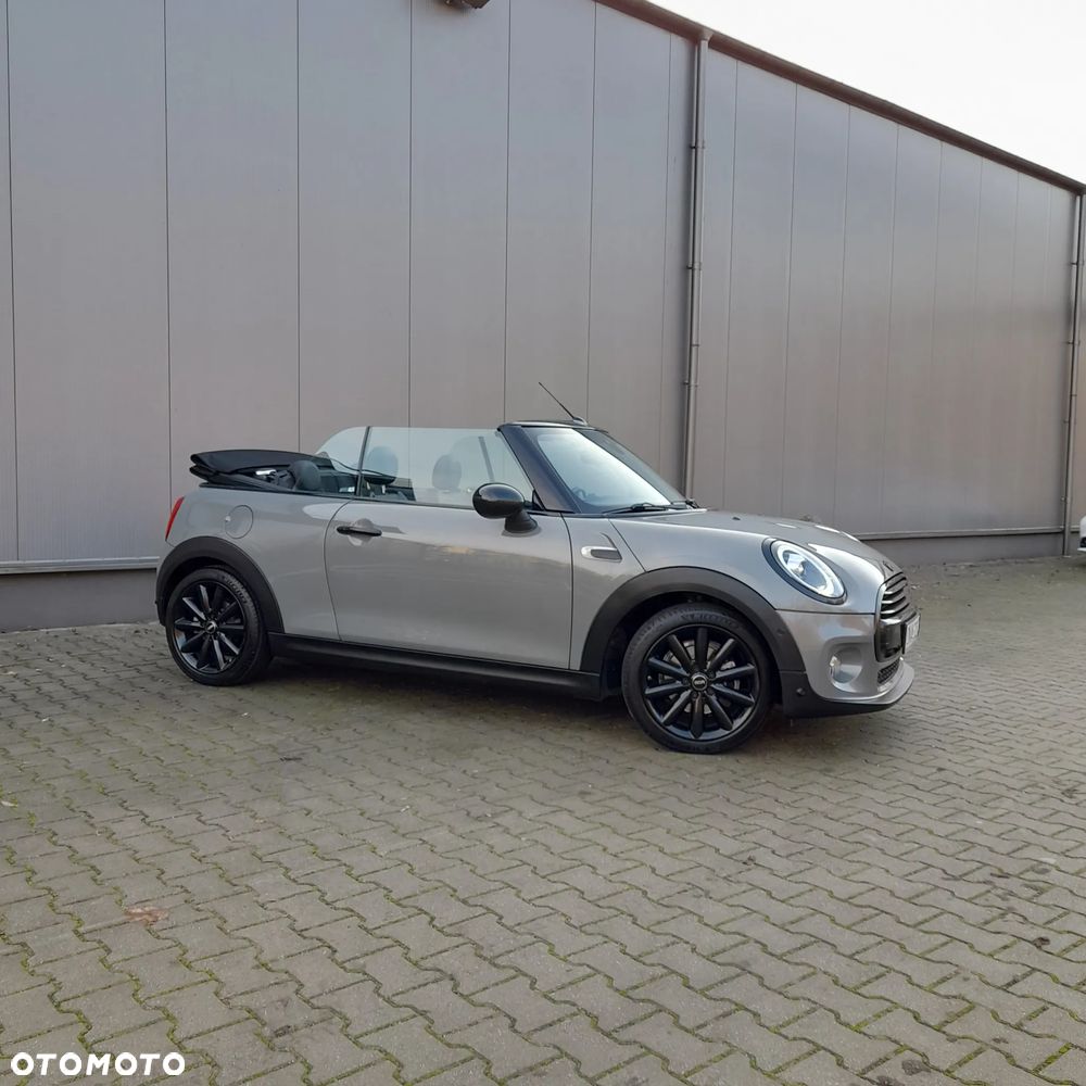 MINI Cooper Sidewalk Edition - 3
