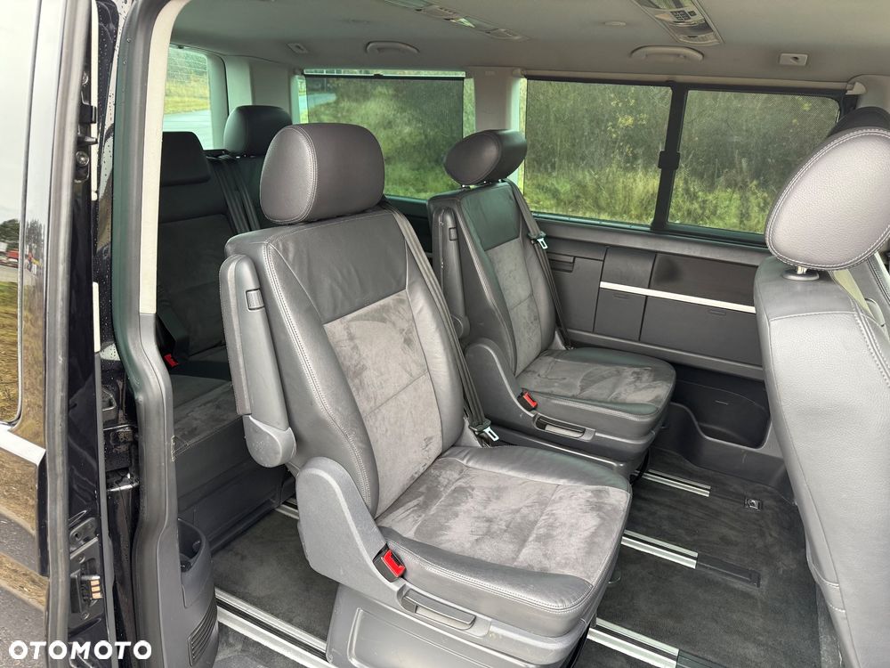 Volkswagen Multivan - 22