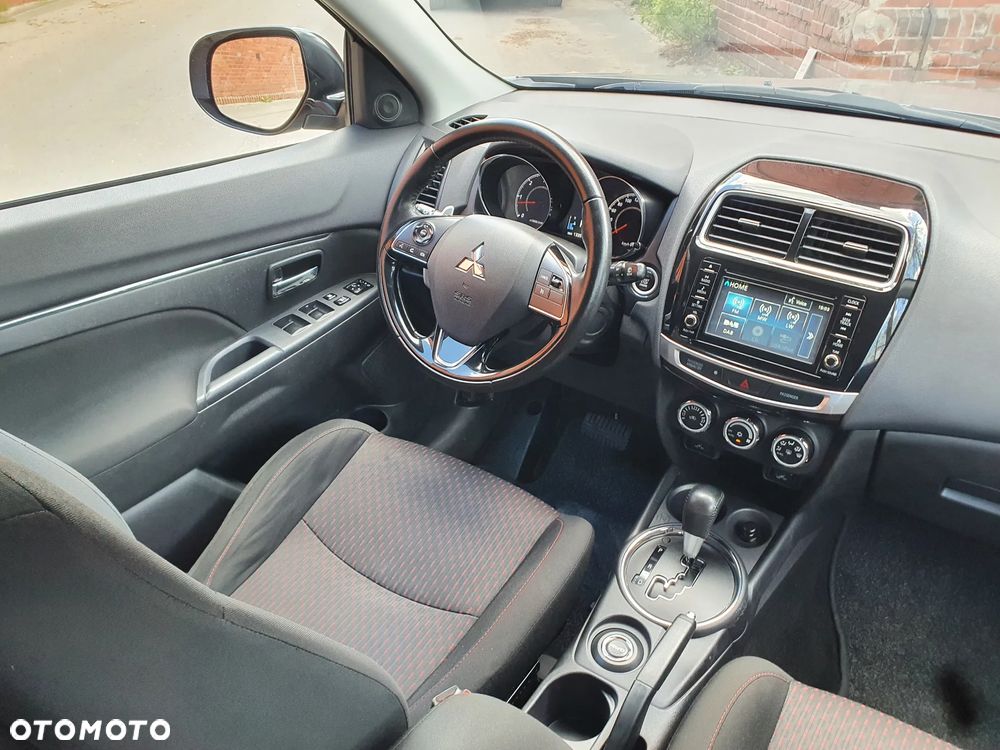 Mitsubishi ASX 2.2 DI-D 4WD Automatik Diamant Edition+ - 11