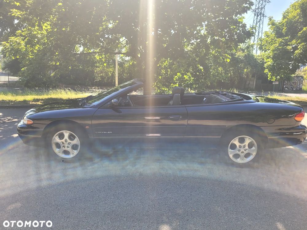 Chrysler Stratus LX 2.5 - 5