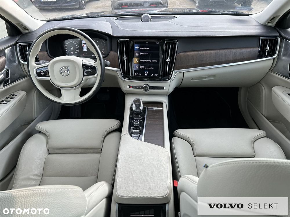 Volvo S90 - 31