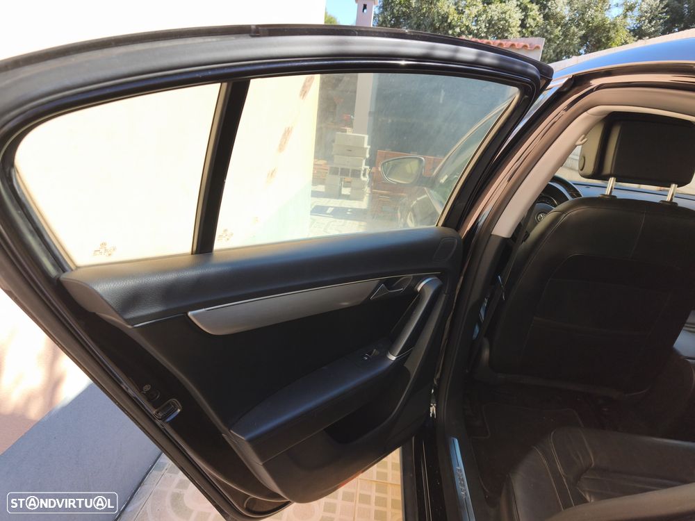 VW Passat - 21