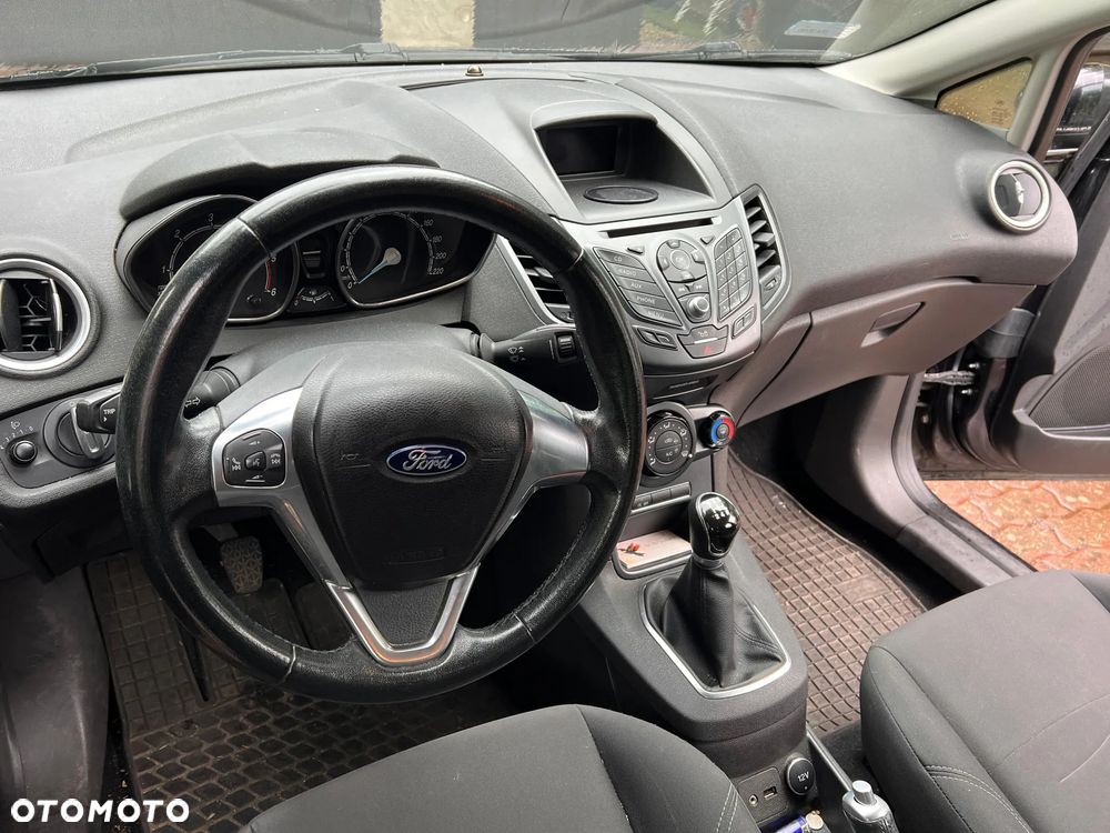 Ford Fiesta - 4