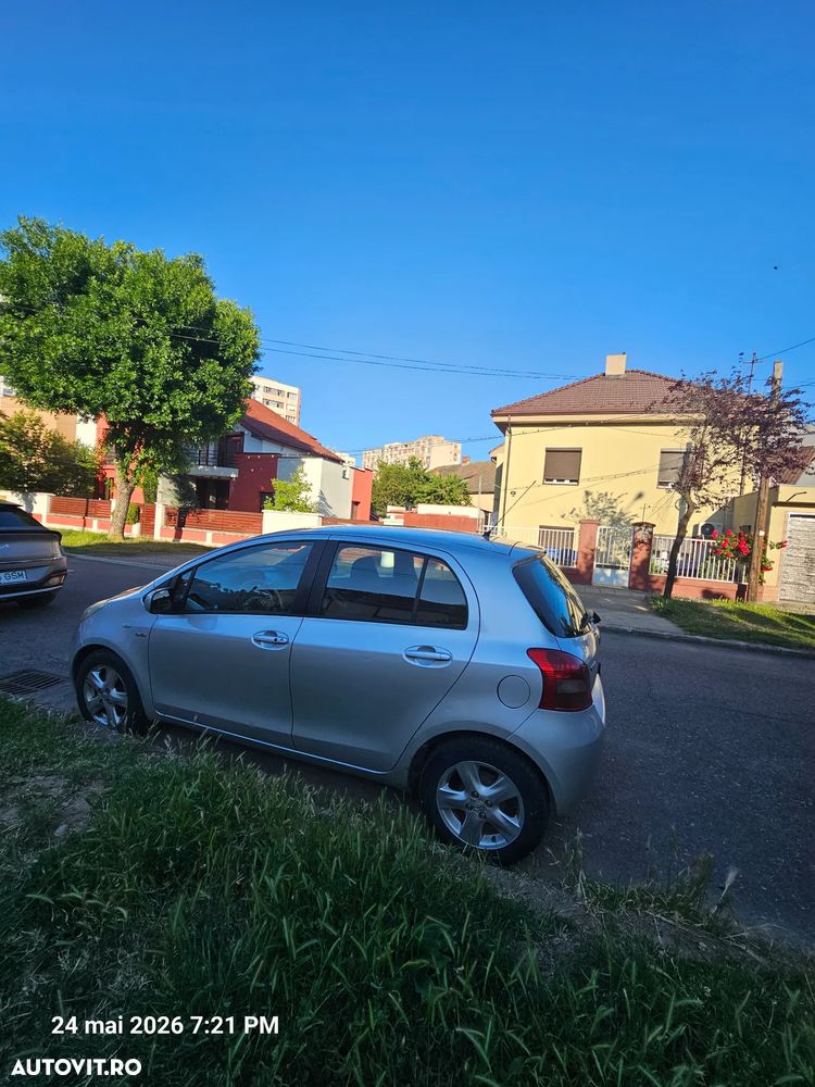 Toyota Yaris 1.4 D-4D Sol - 5