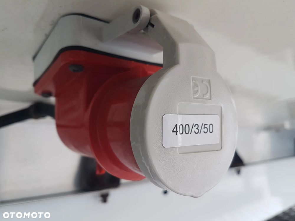 Renault MASTER 8EP CHŁODNIA MROŹNIA 4,21x2,11x2,01 IZOTERMA AGREGAT THERMO KING V-500 MAX GRZANIE ZASILANIE Z SILNIKA + ELEKTRYCZNE KRAJOWY - 18