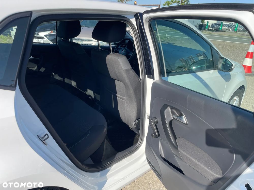 Volkswagen Polo 1.4 TDI Comfortline - 17