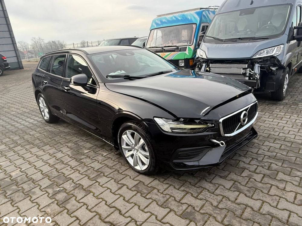 Volvo V60 D3 Momentum - 4