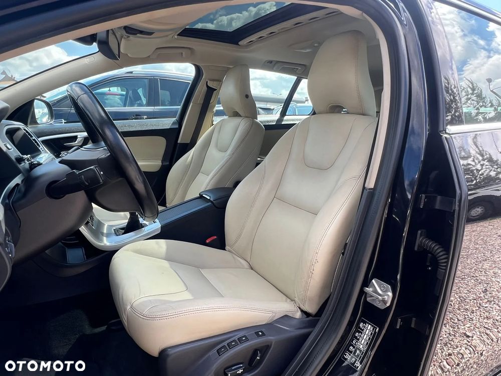 Volvo V60 D4 Drive-E Summum - 27